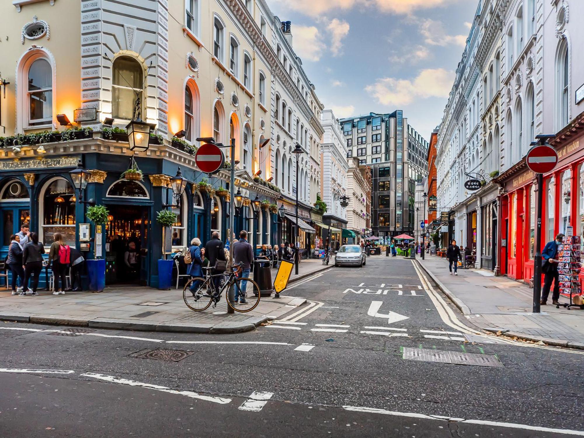 Pass The Keys West End Apartment Near Tottenham Court Road Londres Exterior foto